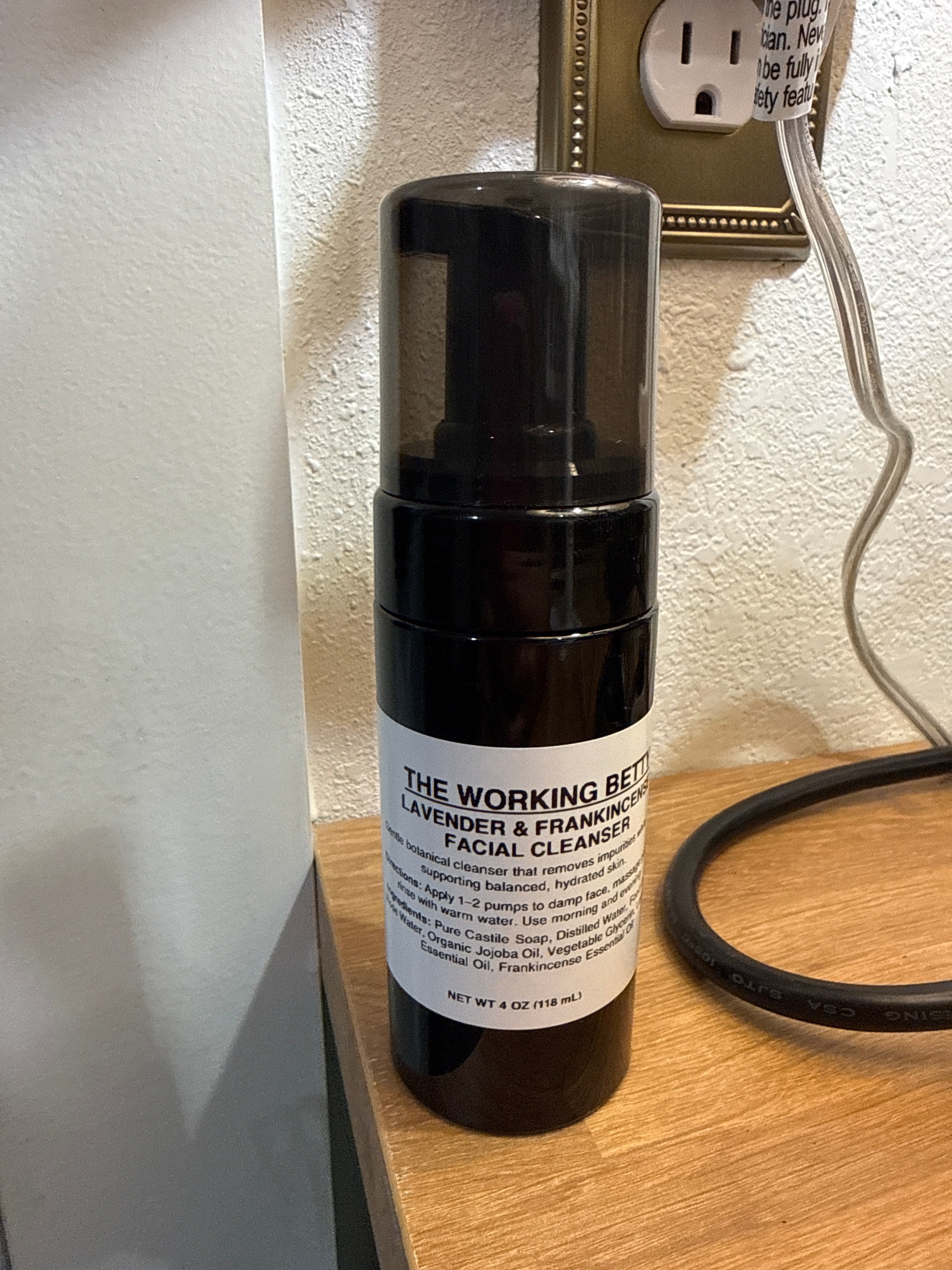 Lavender & Frankincense Facial Cleanser